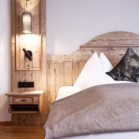 Landhotel Zellerhof 룬츠암제 외부 사진