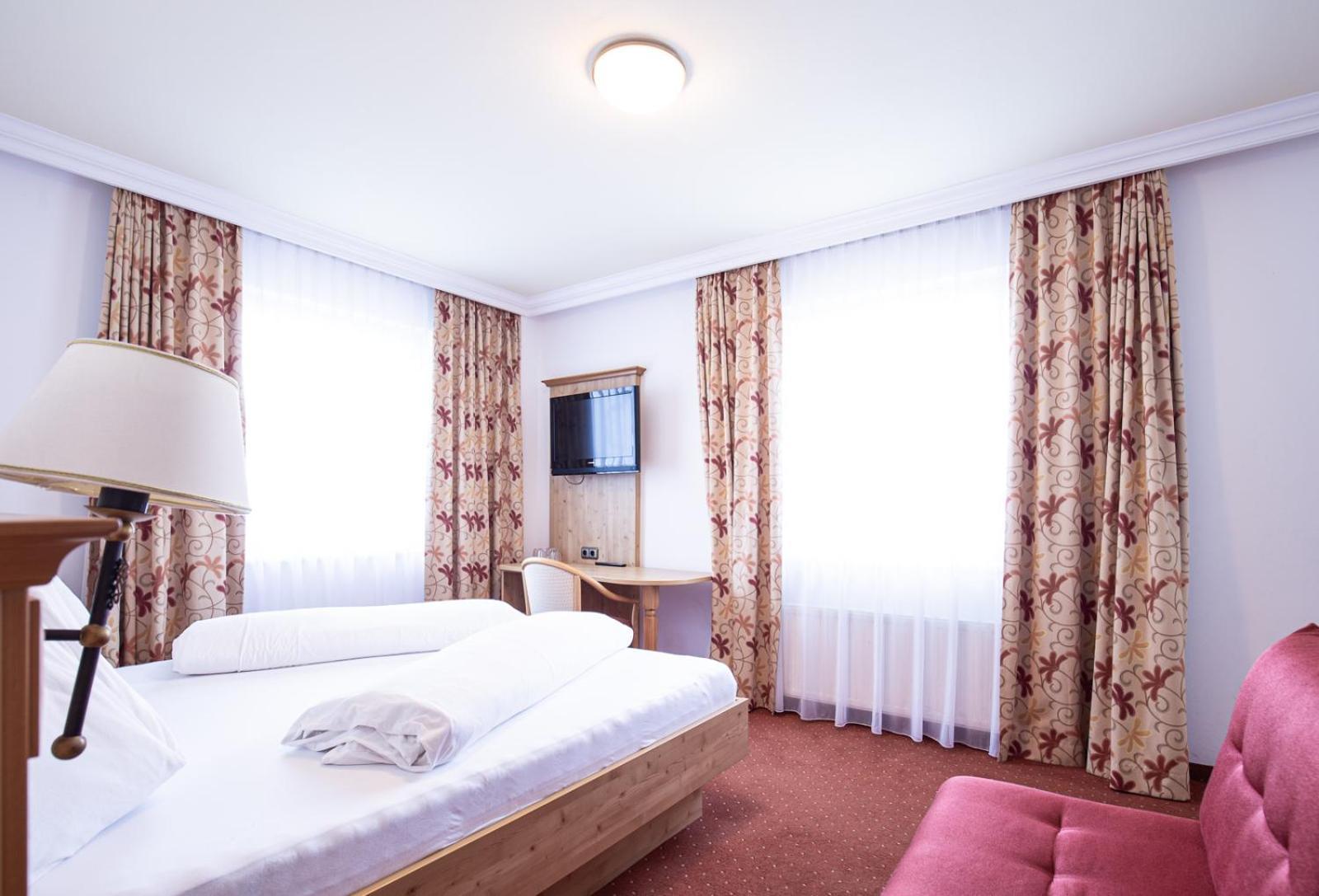 Landhotel Zellerhof 룬츠암제 객실 사진